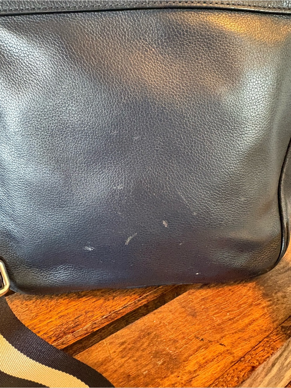 Coach Men’s Navy Blue Pebbled Leather Crossbody Flight Bag Striped Strap - Picture 3 of 7